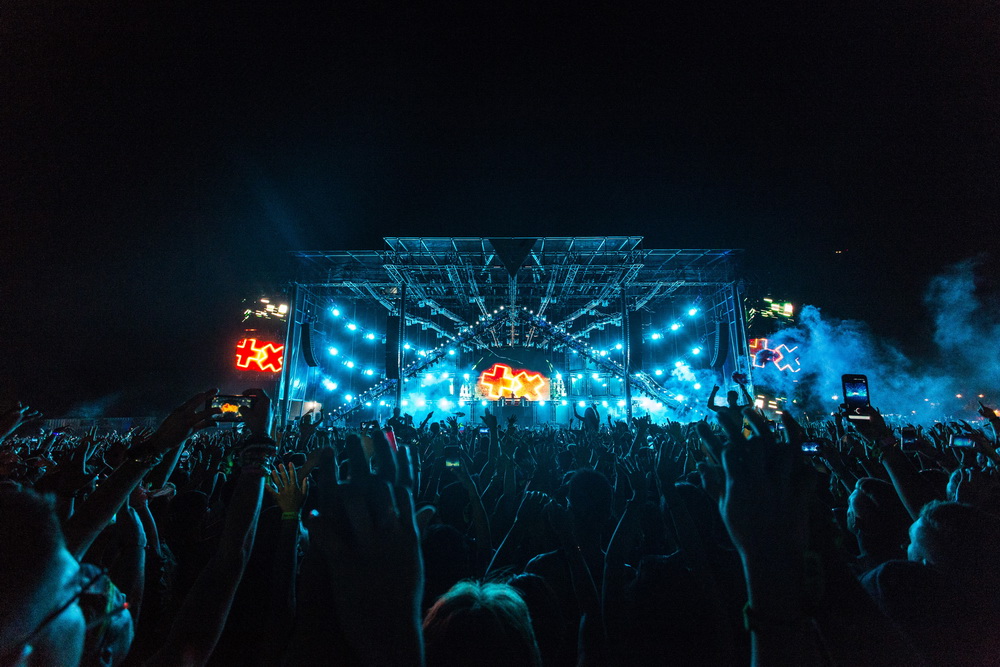 Stage lighting